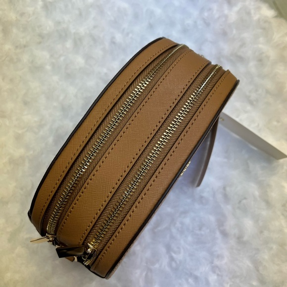 Tory Burch Camera bag - Picture 2 of 8